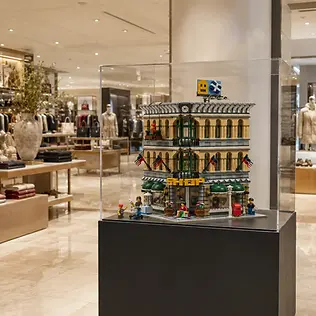 Grand Emporium (#10211)