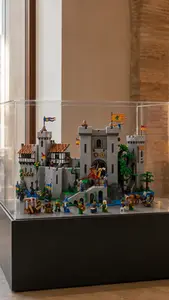 Lion Knights' Castle (#10305)