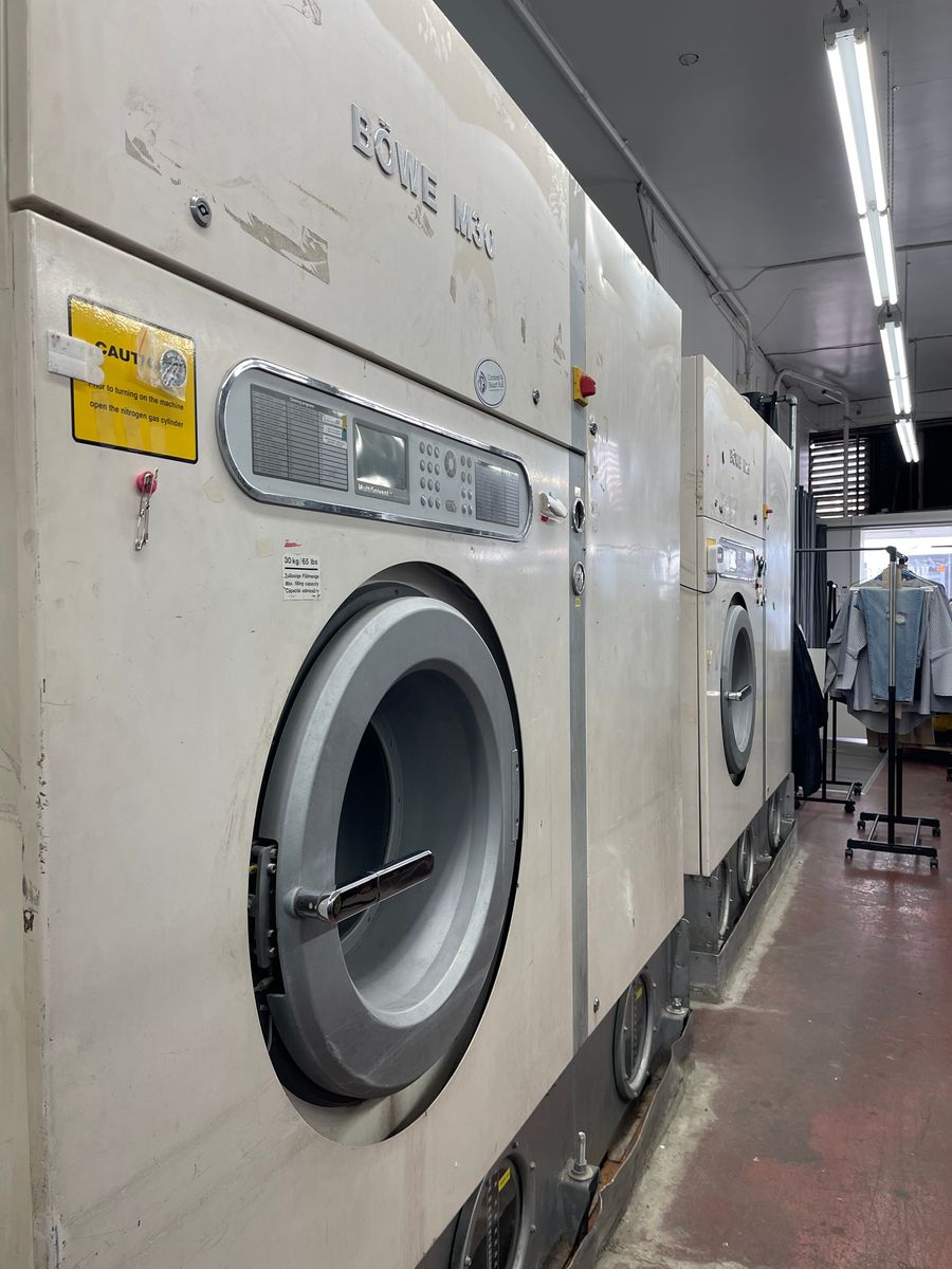 Mack's Dry Cleaners