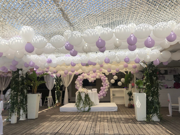 2000 ballons à l'air