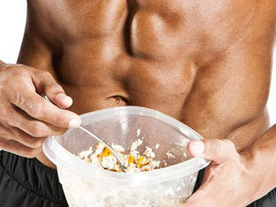 5 erros na sua dieta que acabam com o seu treino!