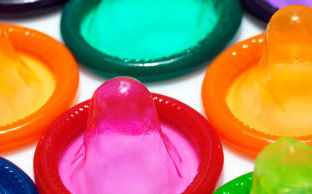 Quase 40% das jovens não usam camisinha