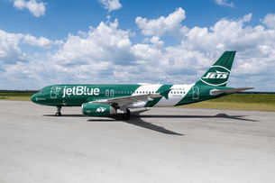 JetBlue Unveils Fresh New York Jets Livery Inspired by the Team’s 2025 Uniforms