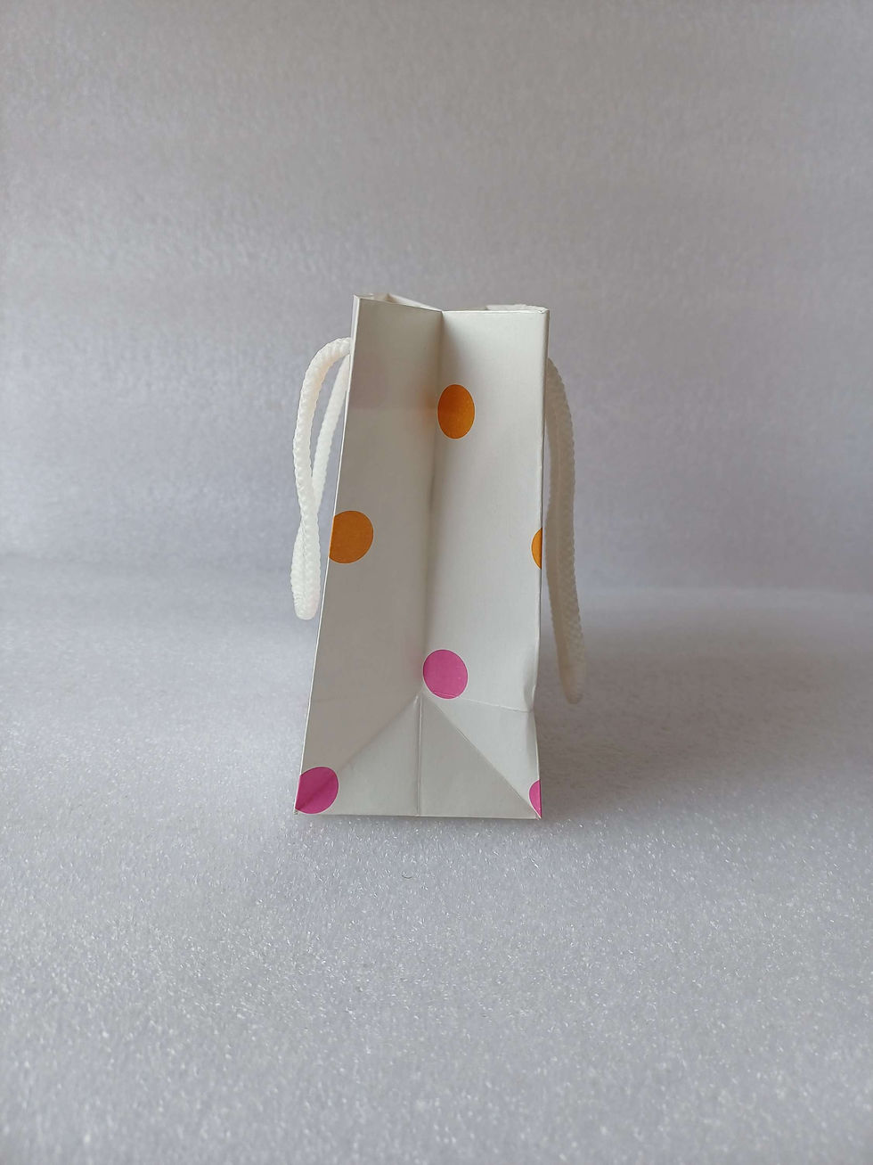 Thumbnail: Pastel Dot Delight Gift Bag (Pack of 6)