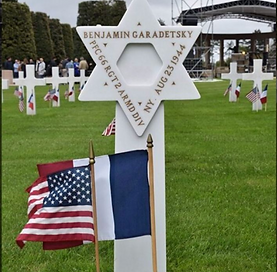 Jewish Second World War soldiers mistakenly buried under a cross given new headstone after 75 years