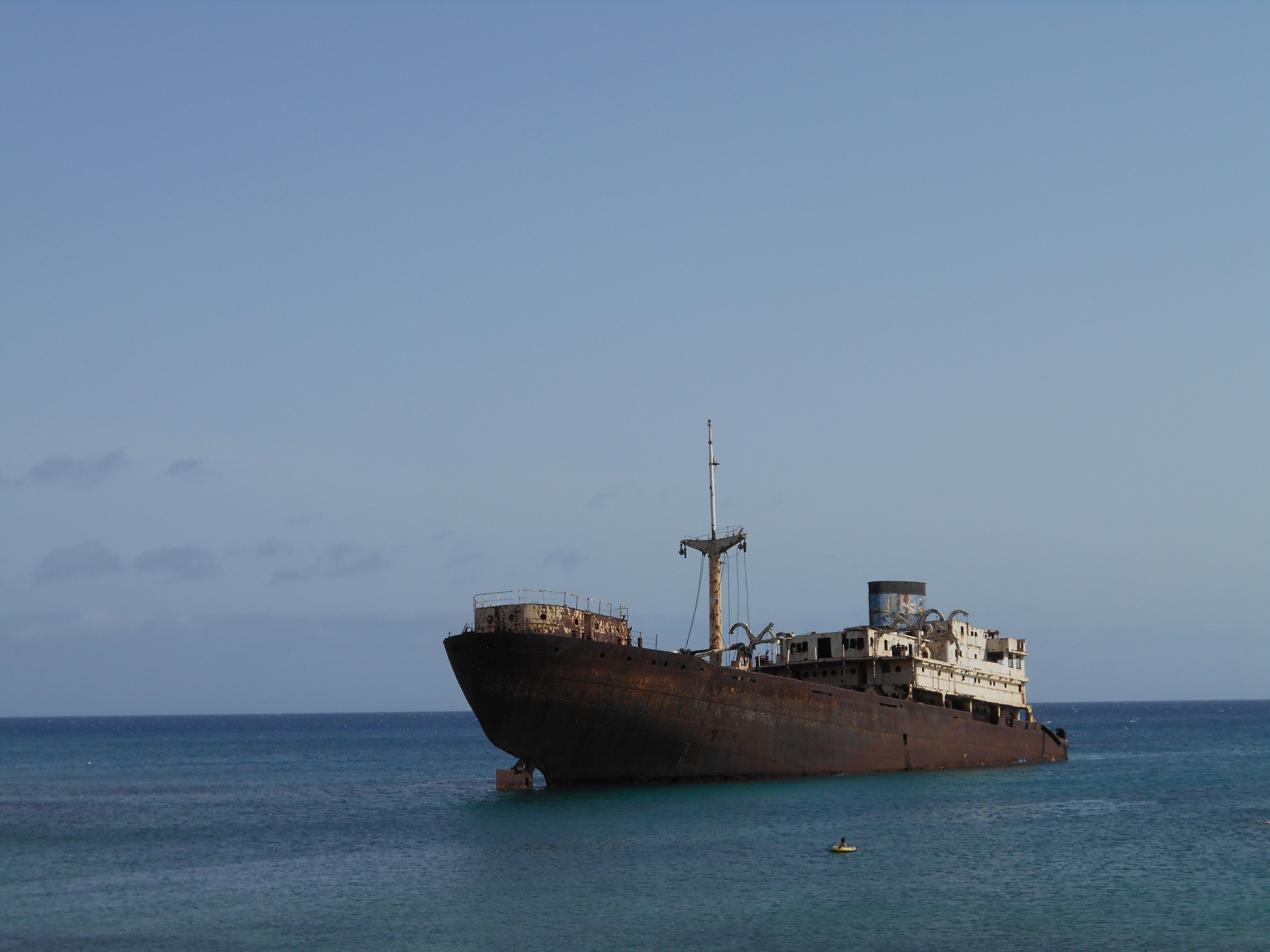 relitto a costa Teguise