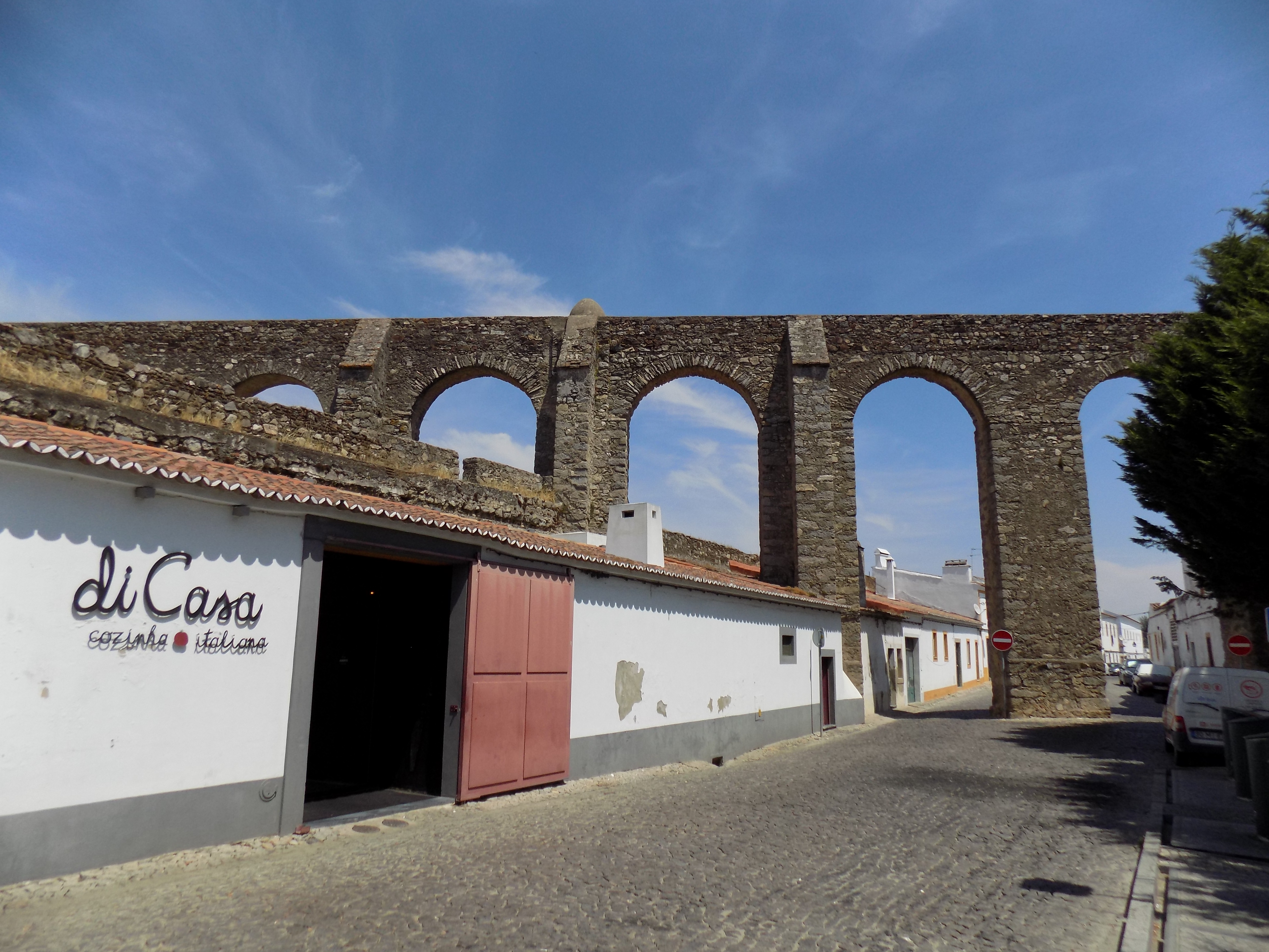 Evora