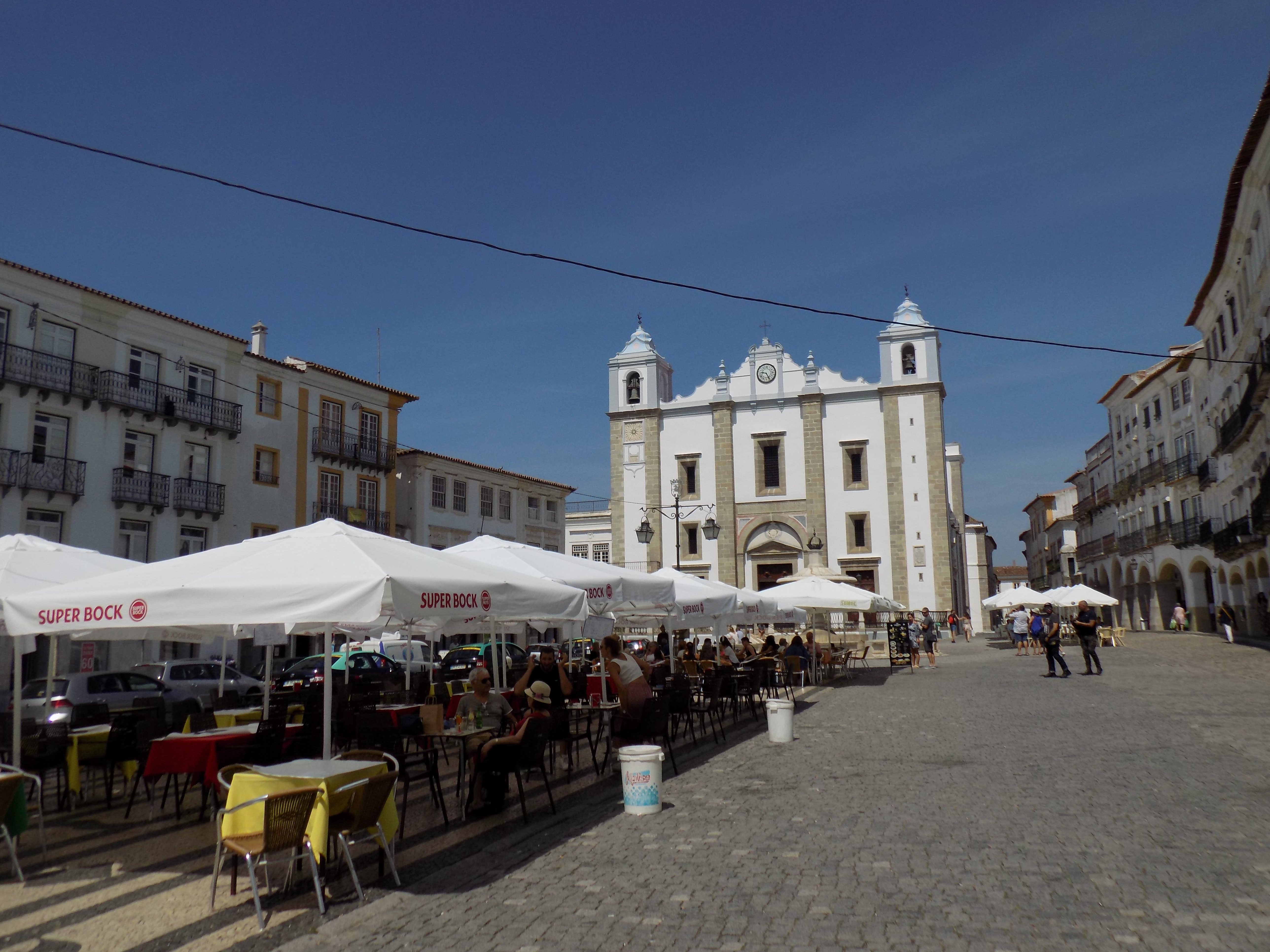 Evora