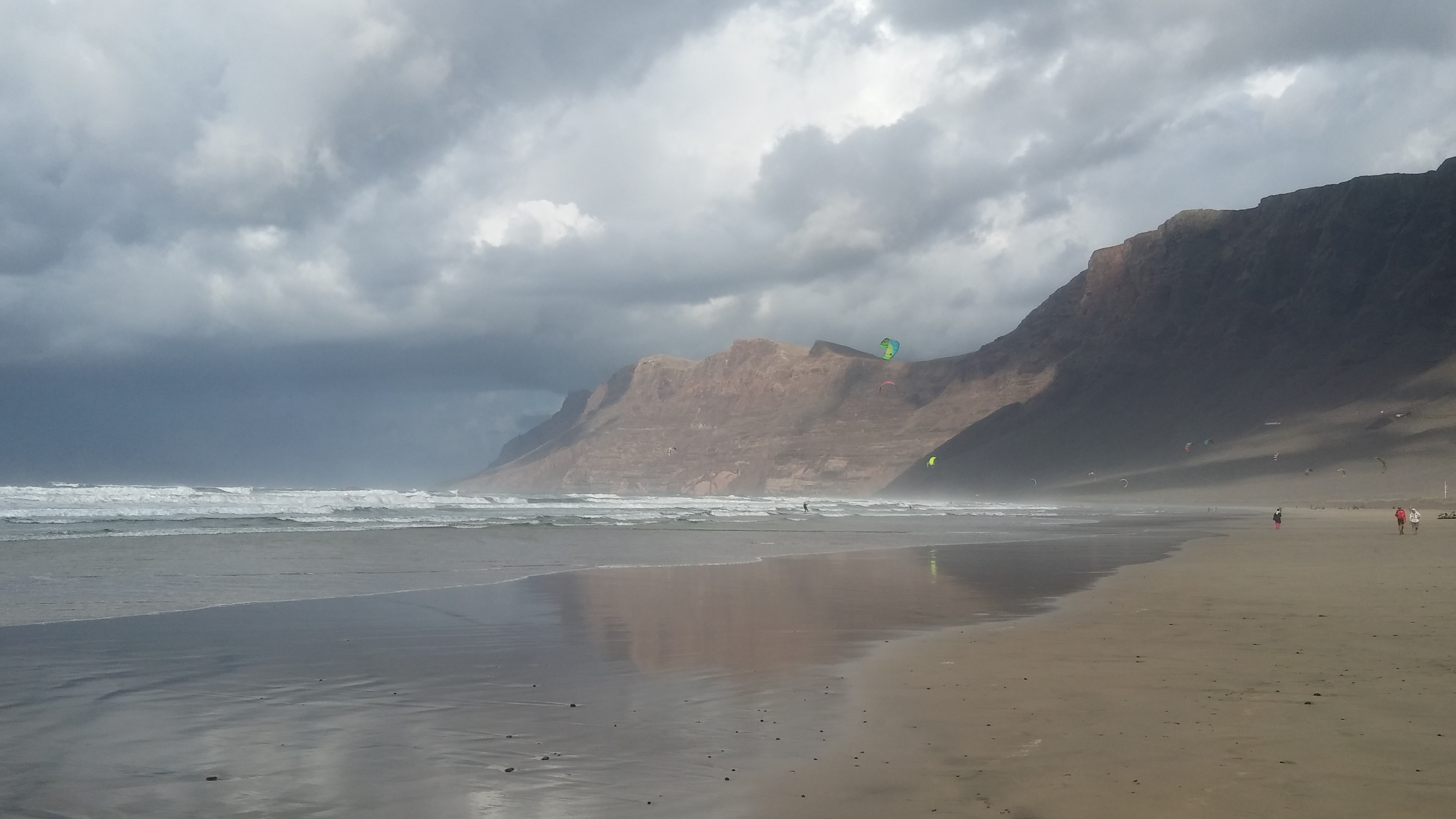 Famara