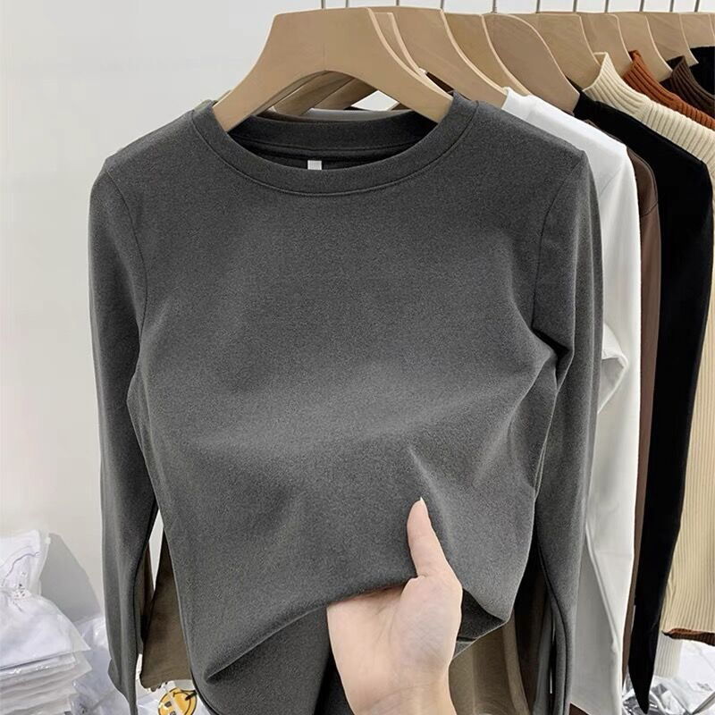 Miniatura: Blusa Feminina Gola Redonda Slim Fit Outono/Inverno 2026 Cor Lisa.