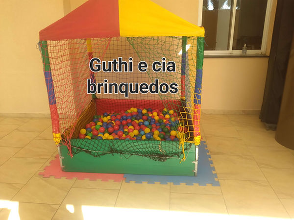 Aluguel de piscina de bolinhas para festa infantil em salão pequeno na Vila Sacadura Cabral
