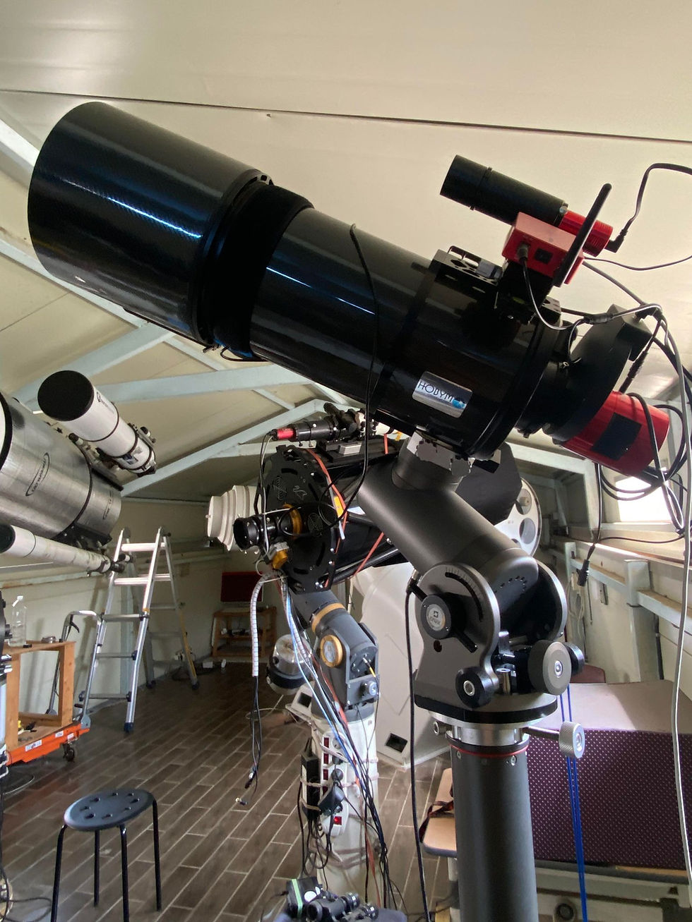 Crux200mf hobym observatory