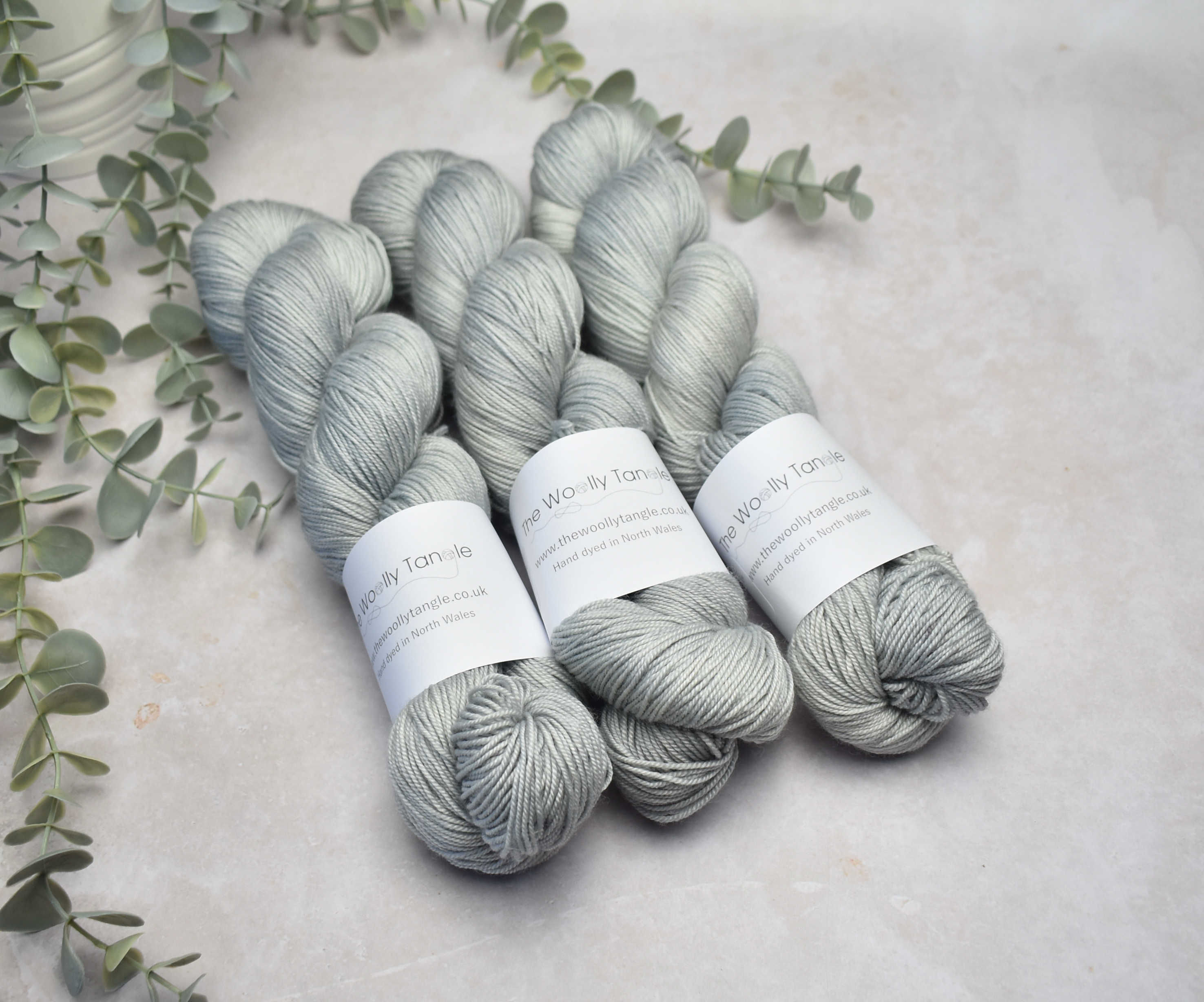 Ghost - 4ply merino cashmere silk hand dyed yarn