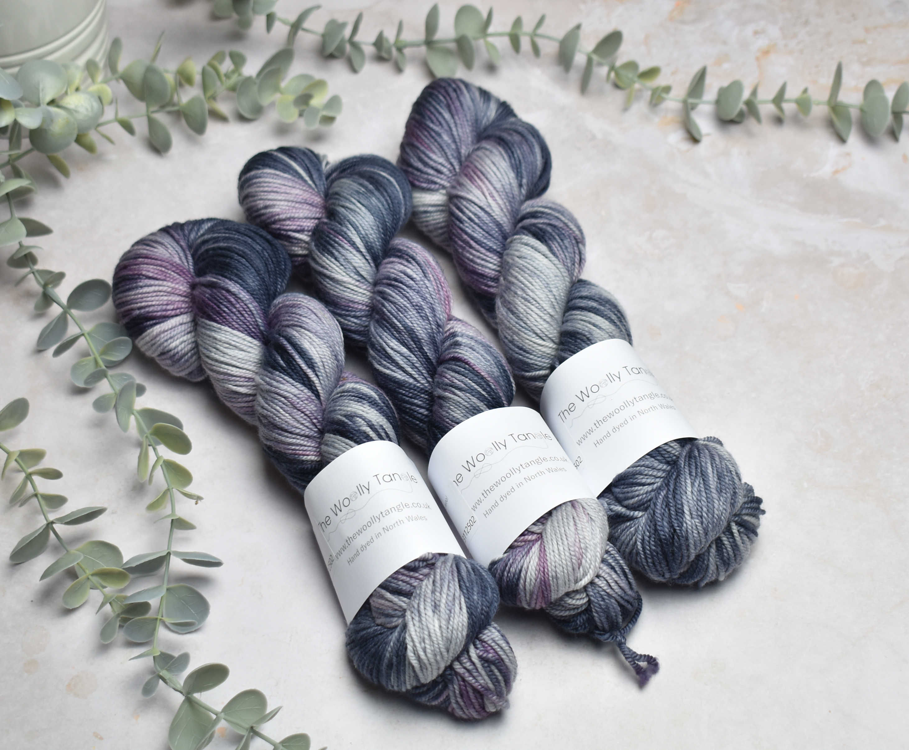 Bruised sky - DK merino hand dyed yarn