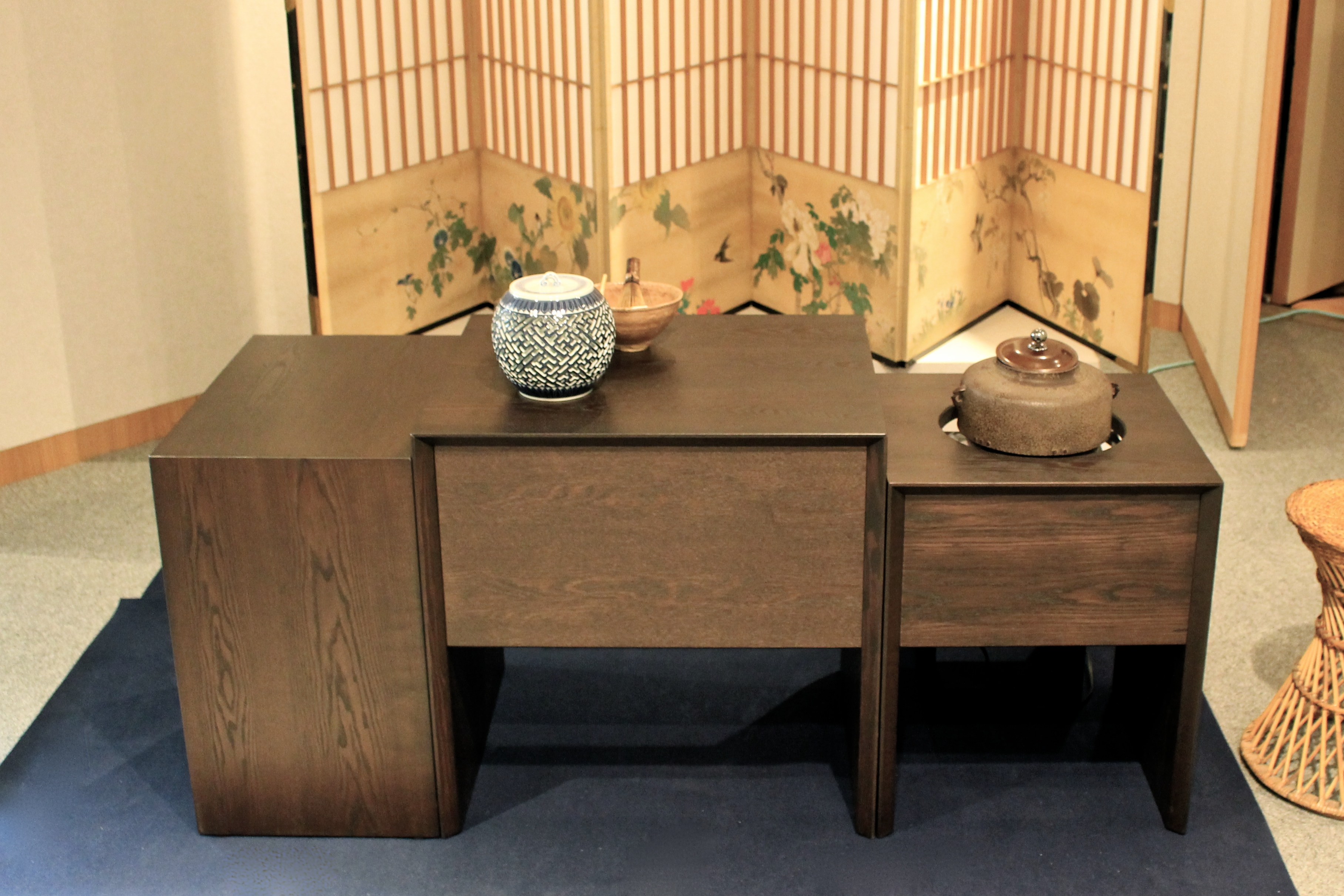 立礼卓4点 shimoodesign