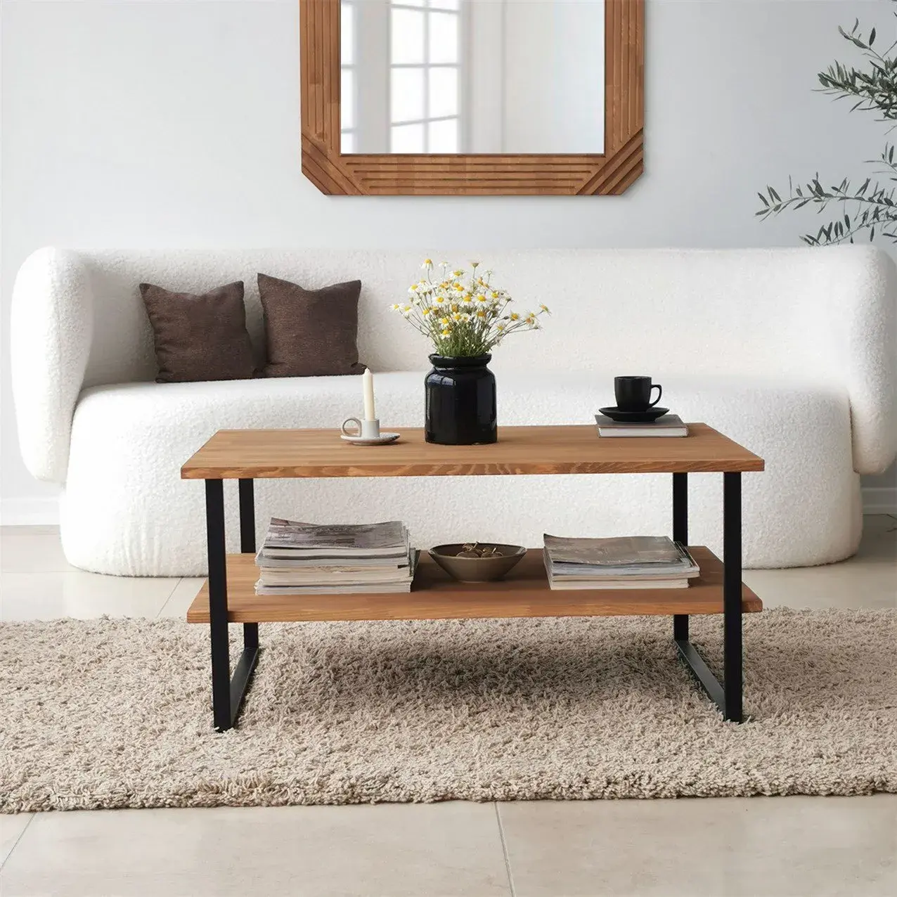 Neta Coffee Table / Chestnut