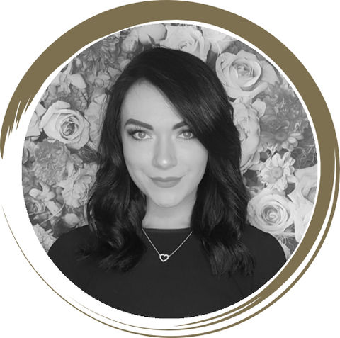 An image of Natalie Ewens, a Zen Luxury Extensions brand ambassador