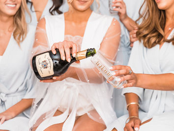 The Ultimate Glam Suite Experience: Elevate Your Bridal Prep | Austin, TX Wedding Planners