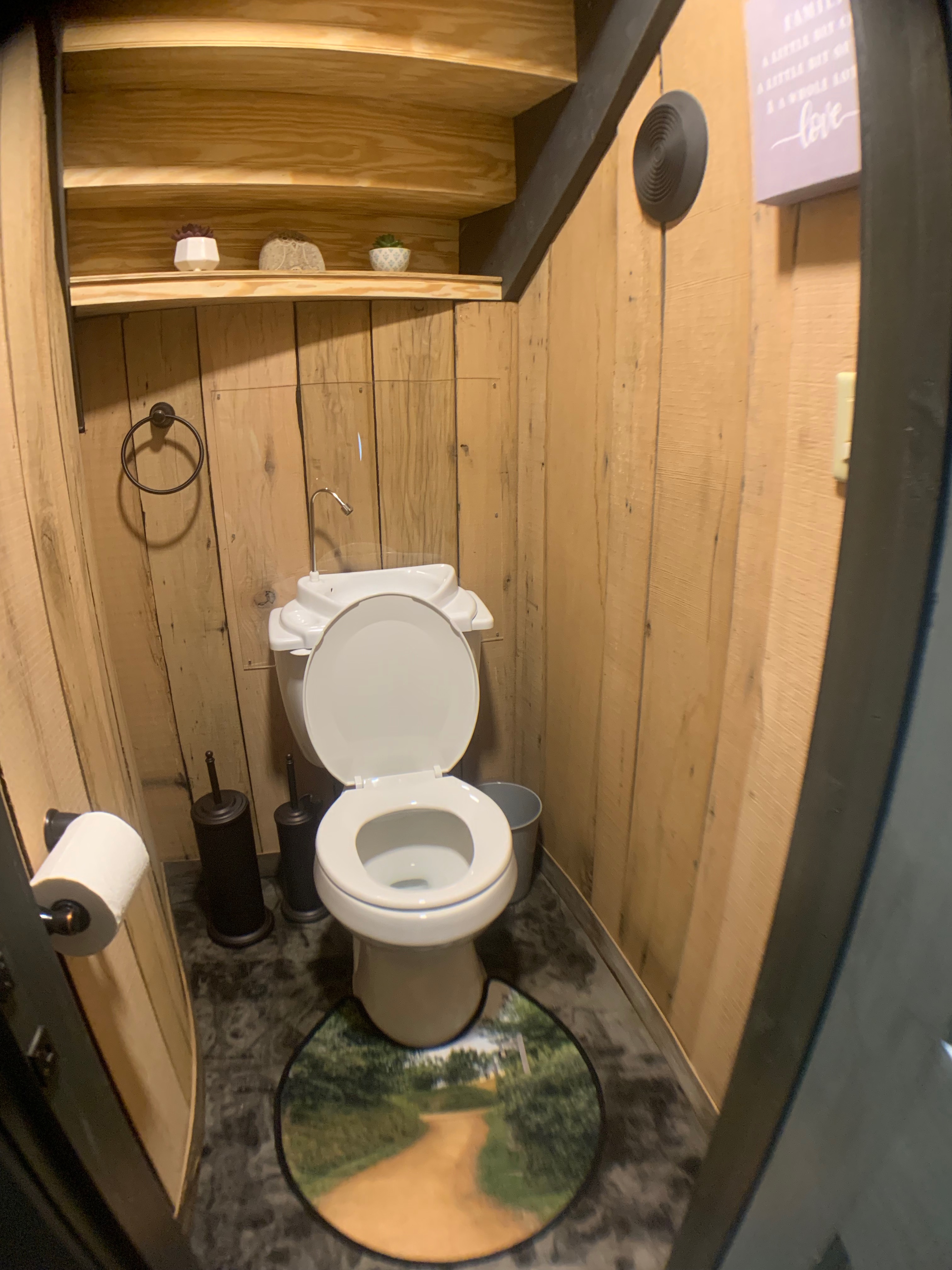 Half bath (downstairs)