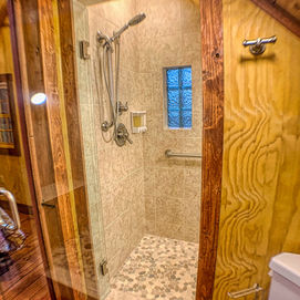 Eagles nest upstairs bathroom