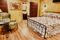 Bull Frog Bedroom 7