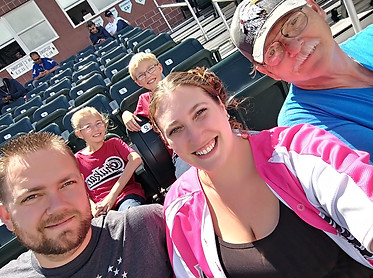 35436009_10160435238030133_2108442713106