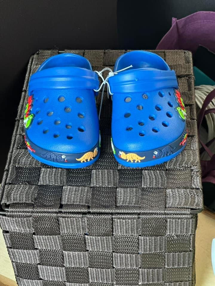 Thumbnail: Kids shoes