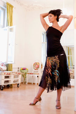 Tango skirt model "Lumia"