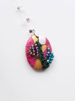 Fuchsia necklace