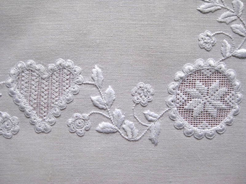 SCHWALM EMBROIDERY broderie
