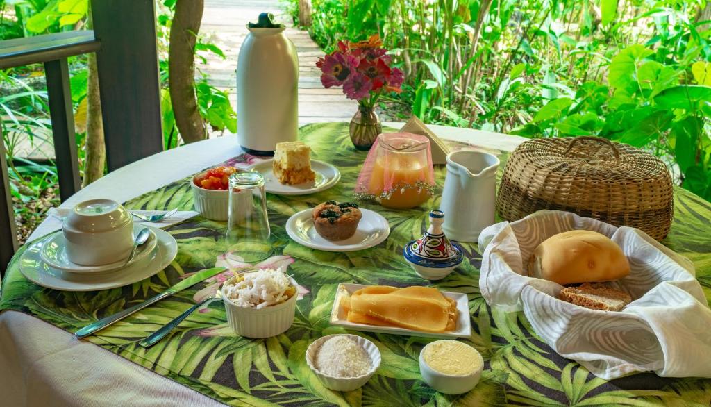 pousada santa clara boipeba cafe