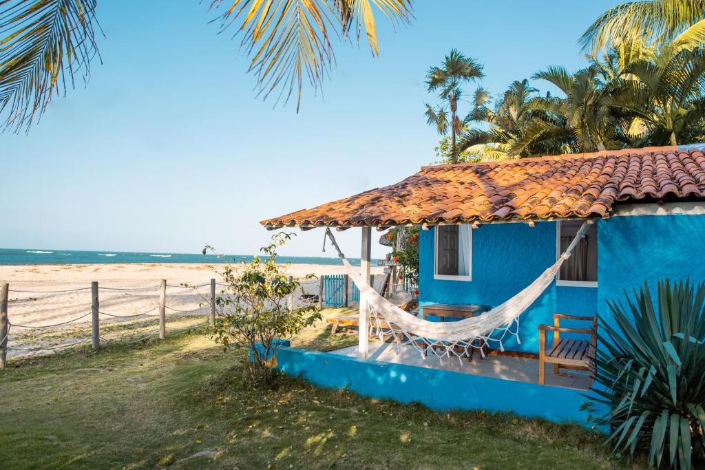 pousada luar das aguas boipeba suite com varanda pe na areia