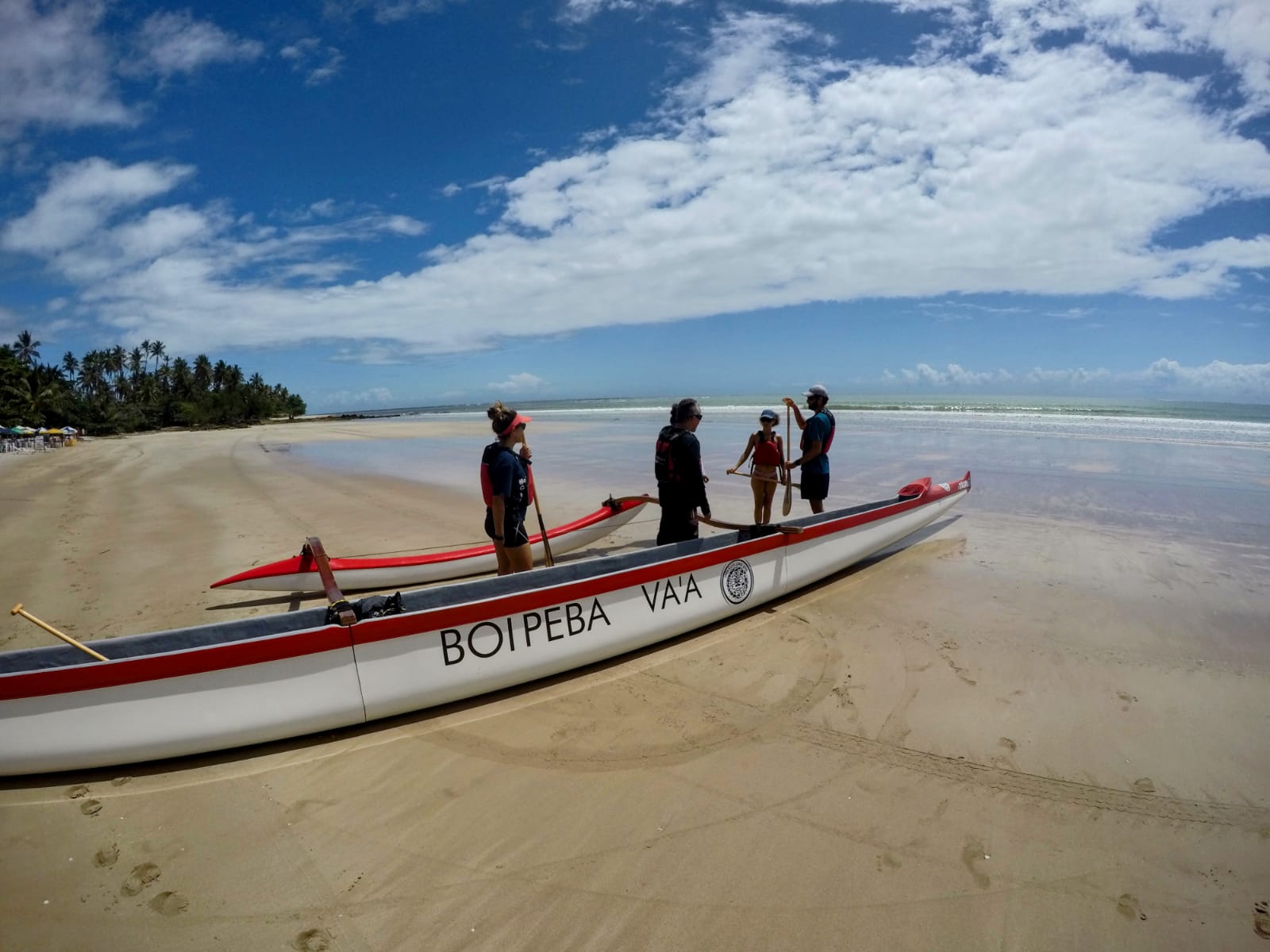 Passeio de Canoa Havaiana Boipeba