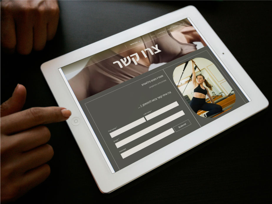 white-ipad-black-table.jpg