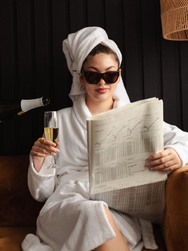 woman getting room service