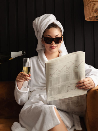 woman getting room service
