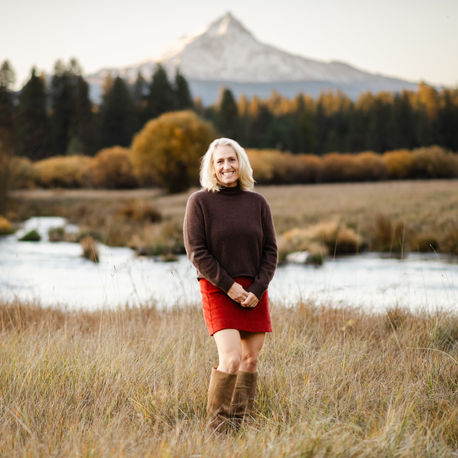 Dr. Siobhan Gray
