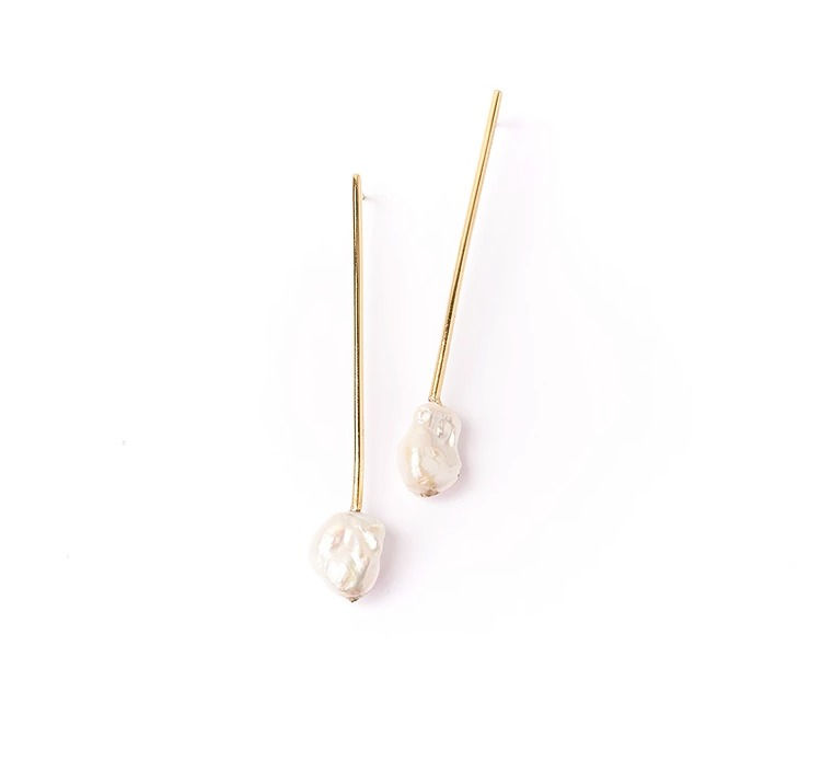 Thumbnail: Viola 22k Gold Plated Earrings In Baroque pearl