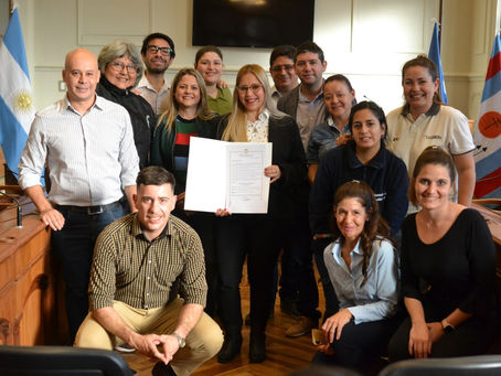 Reconocimos a la historiadora Virginia Segovia y a los operadores de la Radio Municipal.