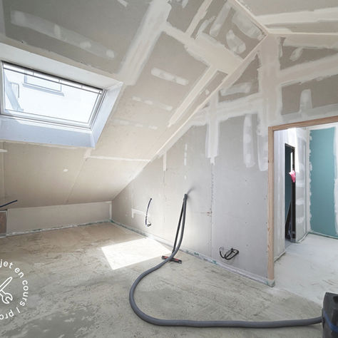 Transformation d'un hangar en habitation