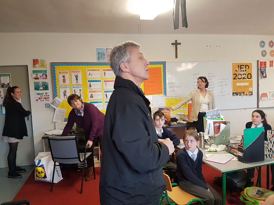 Bob Thirsk judges art comp (16) (Copy)