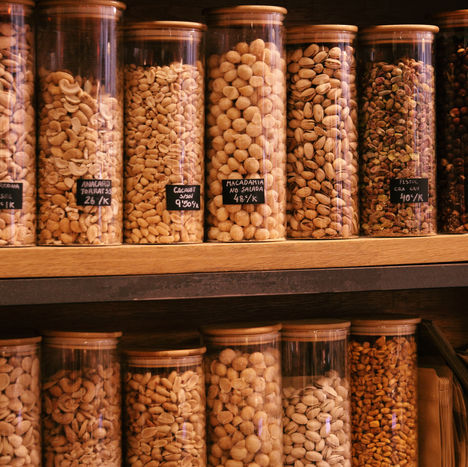 EARLY PEANUT EXPOSURE MAY EXPLAIN FALL IN CHILD ALLERGIES—BUT IS IT SAFE?