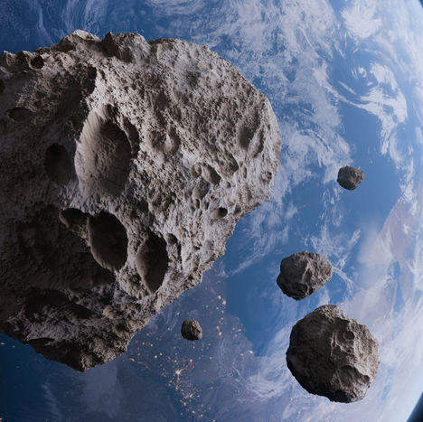 NASA TRACKING BUS-SIZED ASTEROID NEARING EARTH