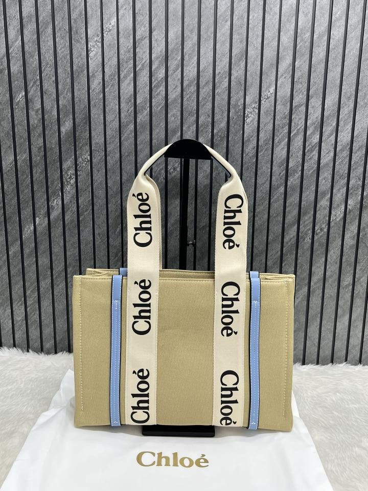 Thumbnail: Chloe Canvas Woody Medium Tote Bag