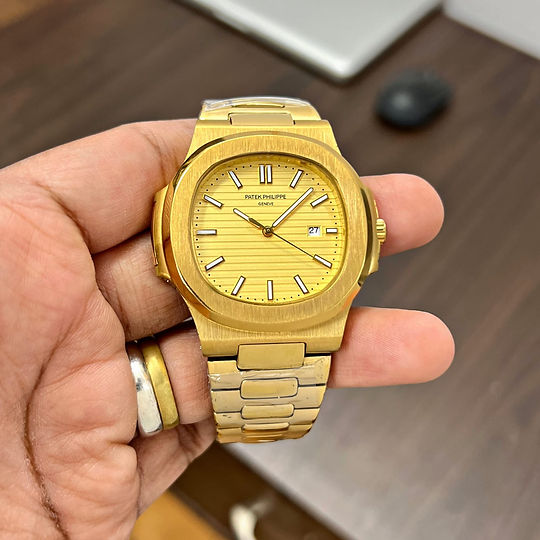 Nautilus on wrist top