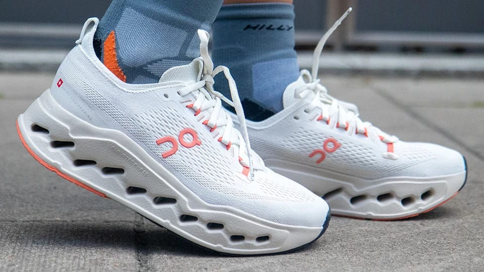 Thumbnail: Mens On Cloud Surfer Max Ivory White