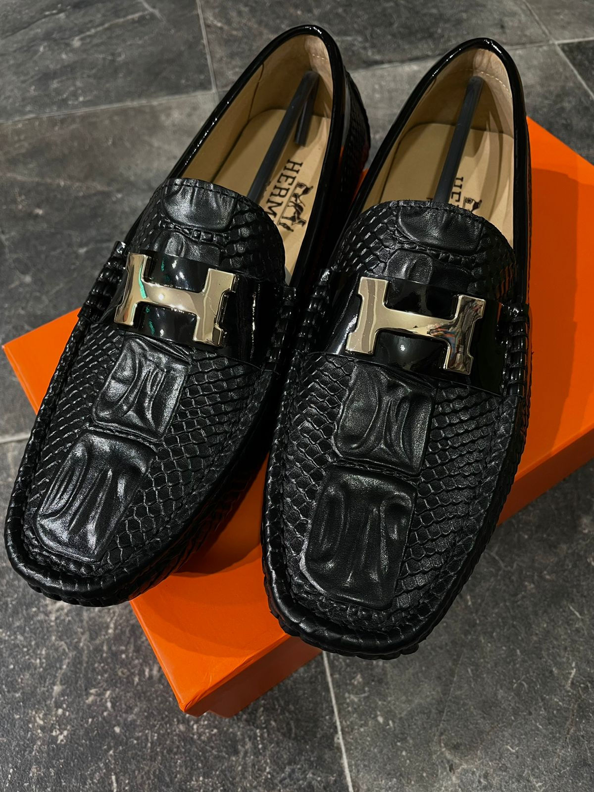 Men's Hermes Croc Leather Loafers | Black