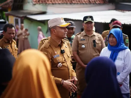 Pj Bupati Subang Tinjau Progres Jembatan Dukuh-Jatibaru