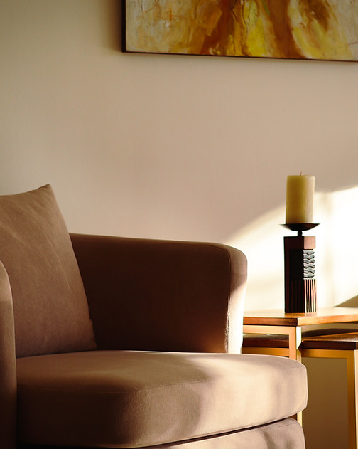 calm hypnotherapy room