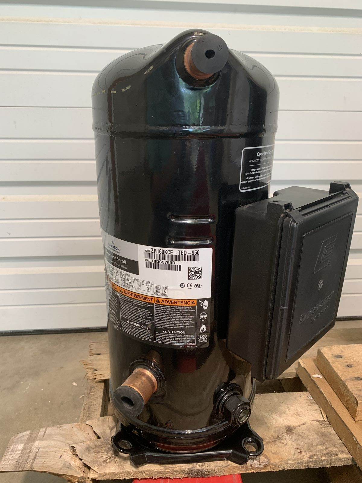 Emerson Climate ZR160KCE-TED-950 160,000 BTU, Copeland Scroll Compressor